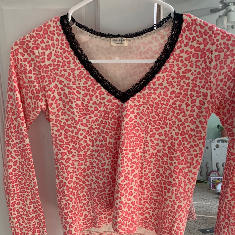 Brandy Melville crop leopard print top